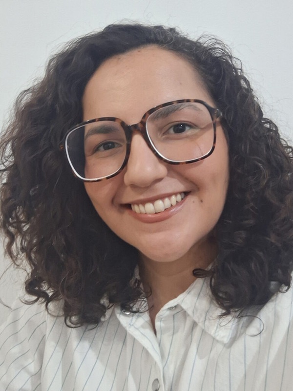 Portrait of Aline Cruvinel